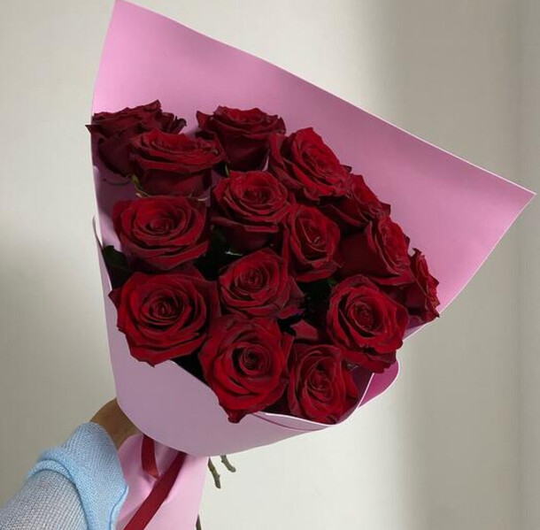 Красные розы эквадор, артикул F1320787 - 11760 рублей, доставка по городу. Flawery - доставка цветов