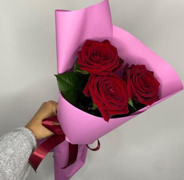 Красные розы, артикул F1332968 - 1900 рублей, доставка по городу. Flawery - доставка цветов