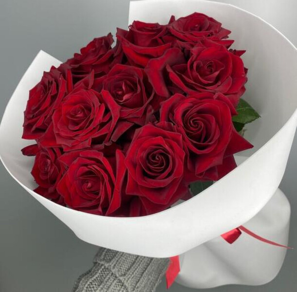 Букет красные розы эквадор, артикул F1387792 - 7500 рублей, доставка по городу. Flawery - доставка цветов