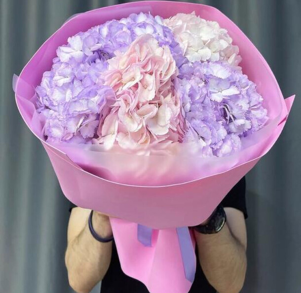 Букет гортензии, артикул F1412360 - 6545 рублей, доставка по городу. Flawery - доставка цветов