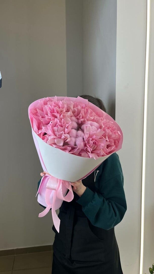 Букет из французских роз, артикул F1413280 - 3968 рублей, доставка по городу. Flawery - доставка цветов