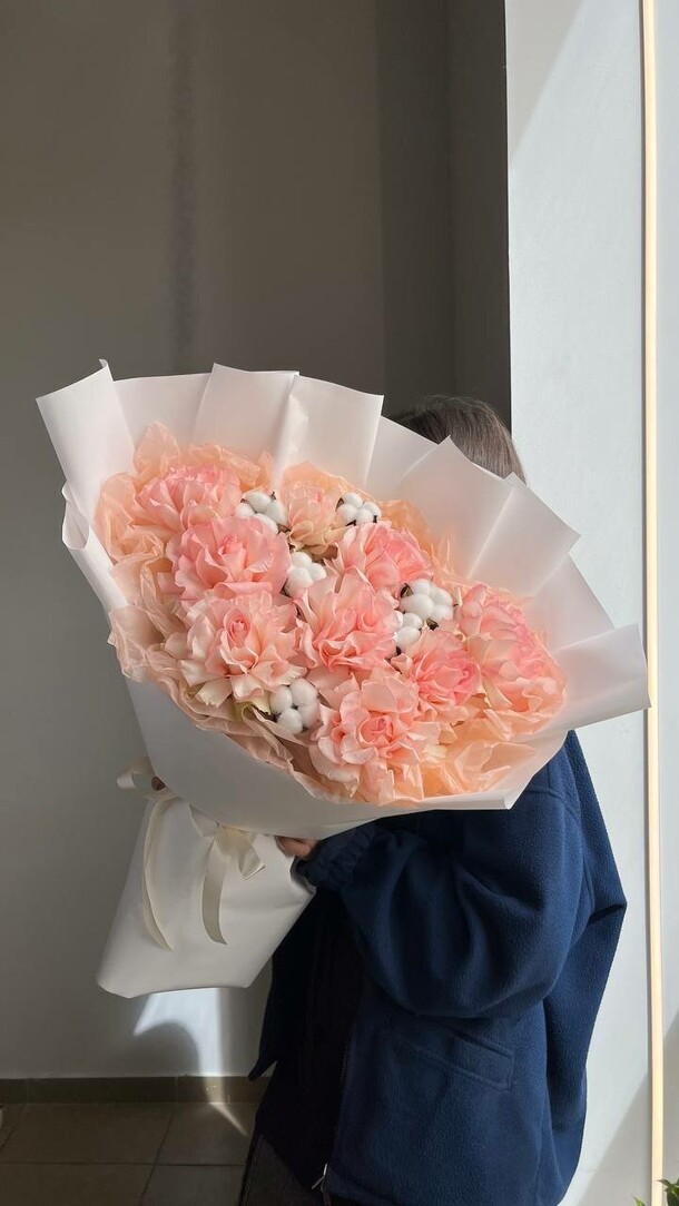 Букет из ажурных роз, артикул F1413752 - 7650 рублей, доставка по городу. Flawery - доставка цветов