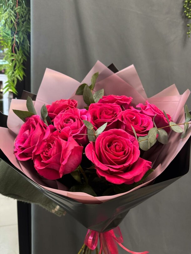 Букет №53, артикул F1371114 - 3700 рублей, доставка по городу. Flawery - доставка цветов