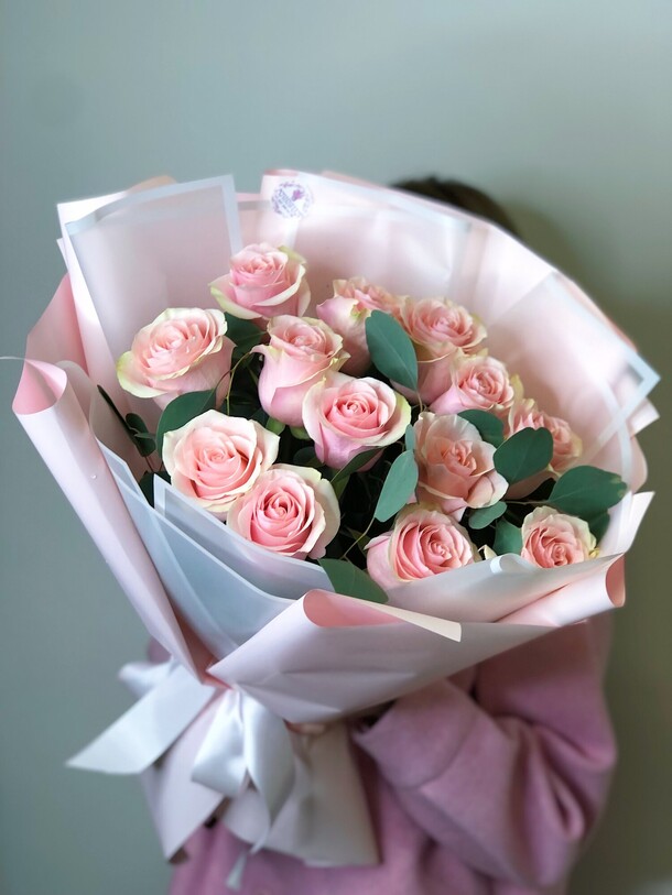 Букет из роз классика, артикул F1406584 - 6300 рублей, доставка по городу. Flawery - доставка цветов