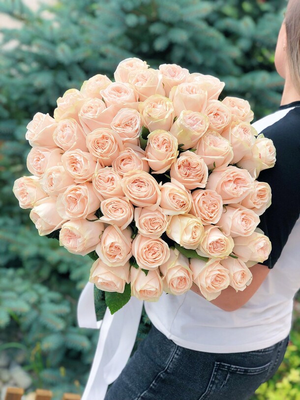 Пионовидные розы, артикул F1406595 - 19900 рублей, доставка по городу. Flawery - доставка цветов