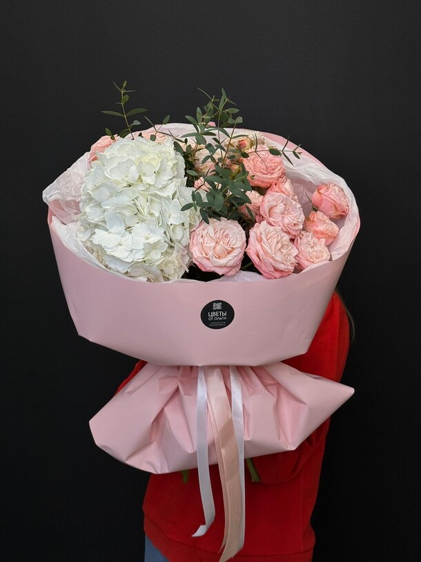 Сборный букет, артикул F1292139 - 4750 рублей, доставка по городу. Flawery - доставка цветов