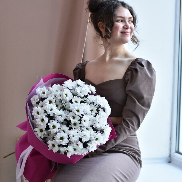 Букет ромашек, артикул F1424470 - 4620 рублей, доставка по городу. Flawery - доставка цветов