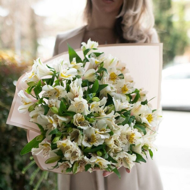 Рио-де-жанейро, артикул F113972 - 5500 рублей, доставка по городу. Flawery - доставка цветов