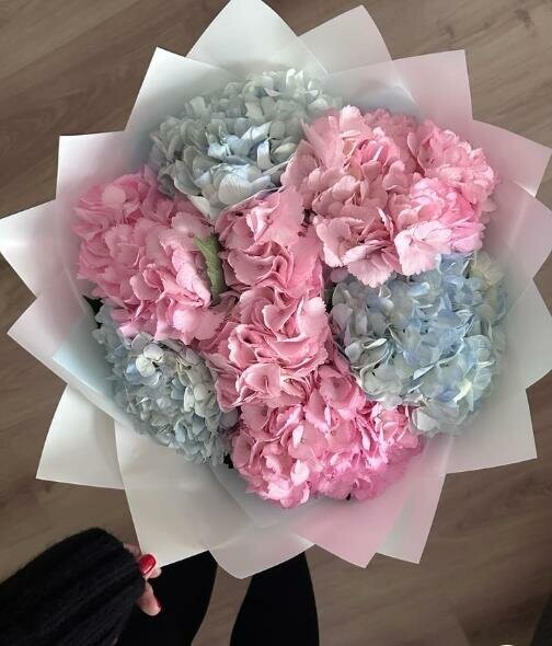 Букет гортензий, артикул F1260999 - 7865 рублей, доставка по городу. Flawery - доставка цветов