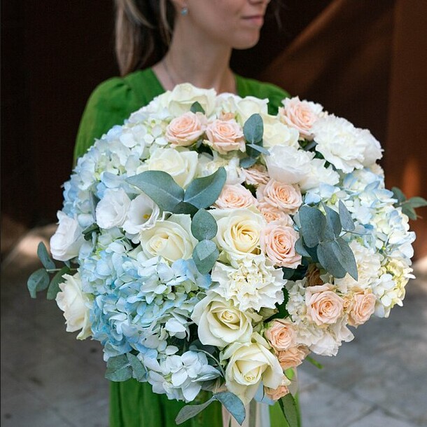 Букет "эльза", артикул F1268157 - 11550 рублей, доставка по городу. Flawery - доставка цветов