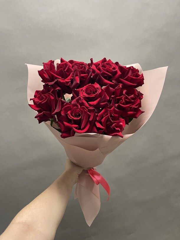 Букет из 9 французских роз, артикул F1291539 - 2790 рублей, доставка по городу. Flawery - доставка цветов