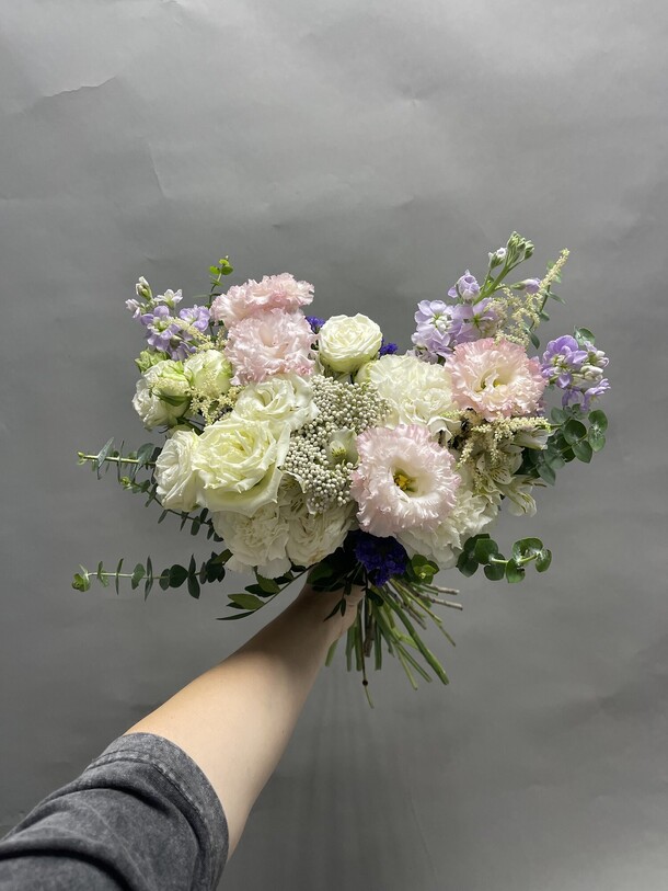 Букет невесты, артикул F1301913 - 6990 рублей, доставка по городу. Flawery - доставка цветов