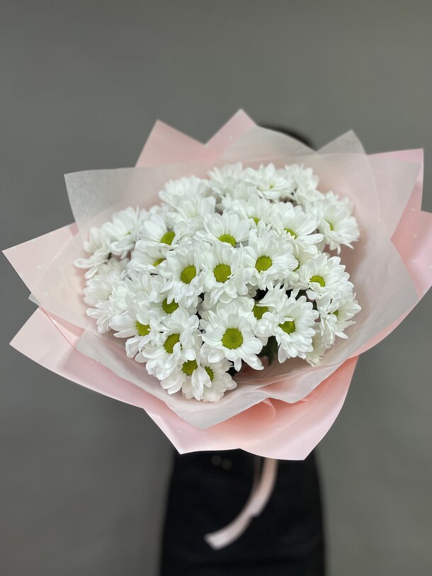 Букет из хризантем, артикул F1303281 - 2500 рублей, доставка по городу. Flawery - доставка цветов