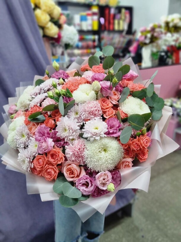 Букет, артикул F1301354 - 18000 рублей, доставка по городу. Flawery - доставка цветов