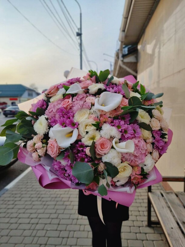 Букет, артикул F1301381 - 35000 рублей, доставка по городу. Flawery - доставка цветов