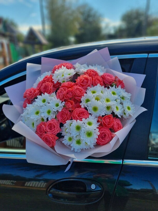 Букет, артикул F1302213 - 10150 рублей, доставка по городу. Flawery - доставка цветов