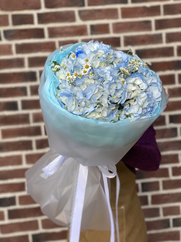 Ромашковое поле, артикул F1293036 - 4300 рублей, доставка по городу. Flawery - доставка цветов