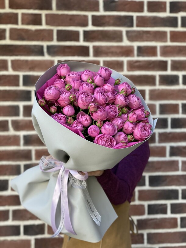 Букет пион роз мисти баблз, артикул F1293653 - 4200 рублей, доставка по городу. Flawery - доставка цветов