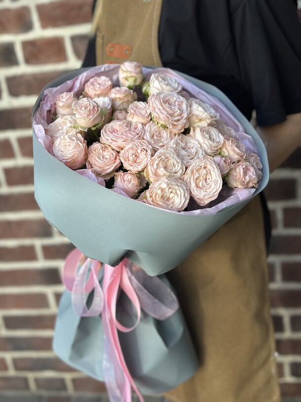 Романтический, артикул F1294587 - 4999 рублей, доставка по городу. Flawery - доставка цветов