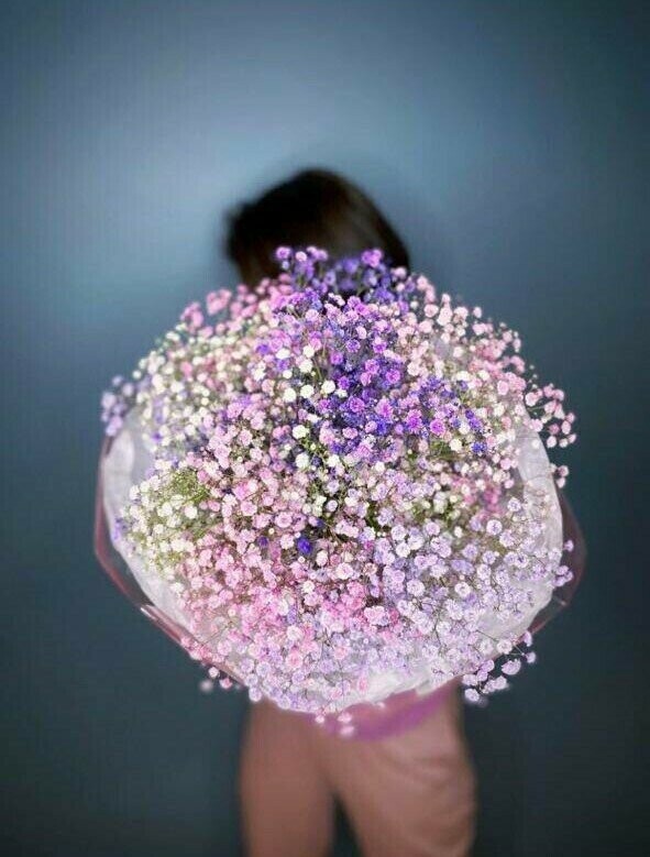 Букет радужная гипсофила, артикул F1306204 - 2100 рублей, доставка по городу. Flawery - доставка цветов