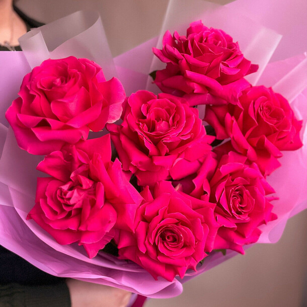 Букет из 7 французских роз, артикул F1371603 - 3890 рублей, доставка по городу. Flawery - доставка цветов