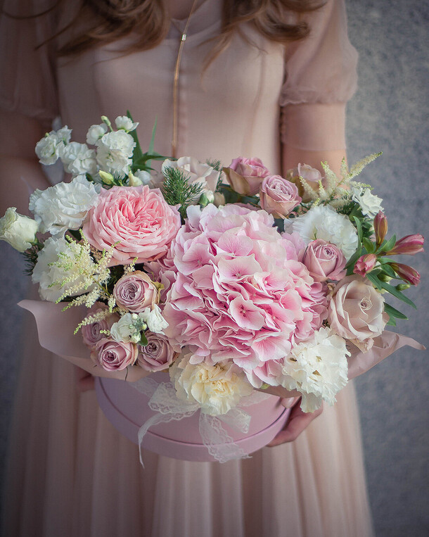 ⭐️ коробка с цветами  "киото", артикул F1300266 - 12000 рублей, доставка по городу. Flawery - доставка цветов