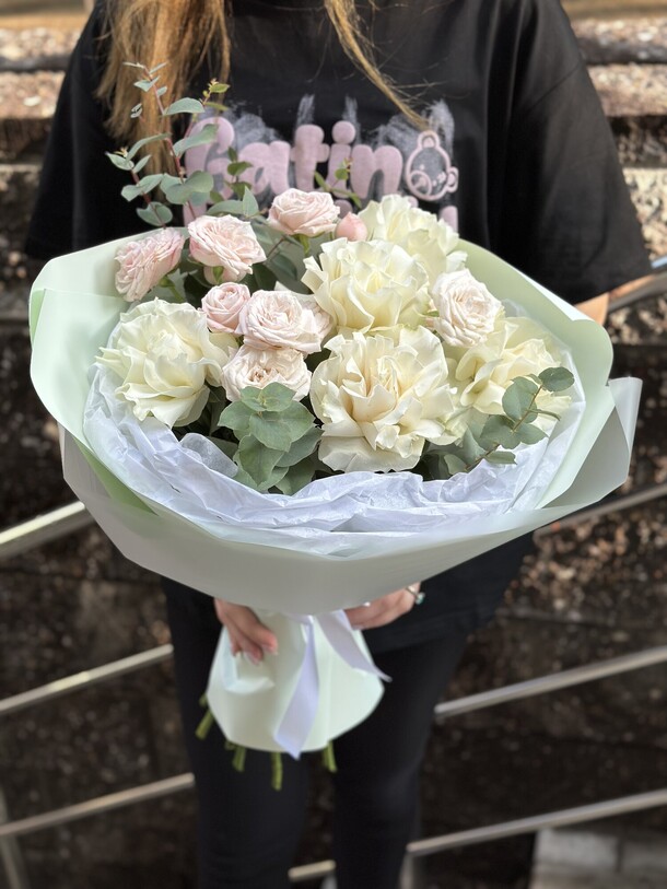 Романтическая нежность, артикул F1295925 - 4500 рублей, доставка по городу. Flawery - доставка цветов