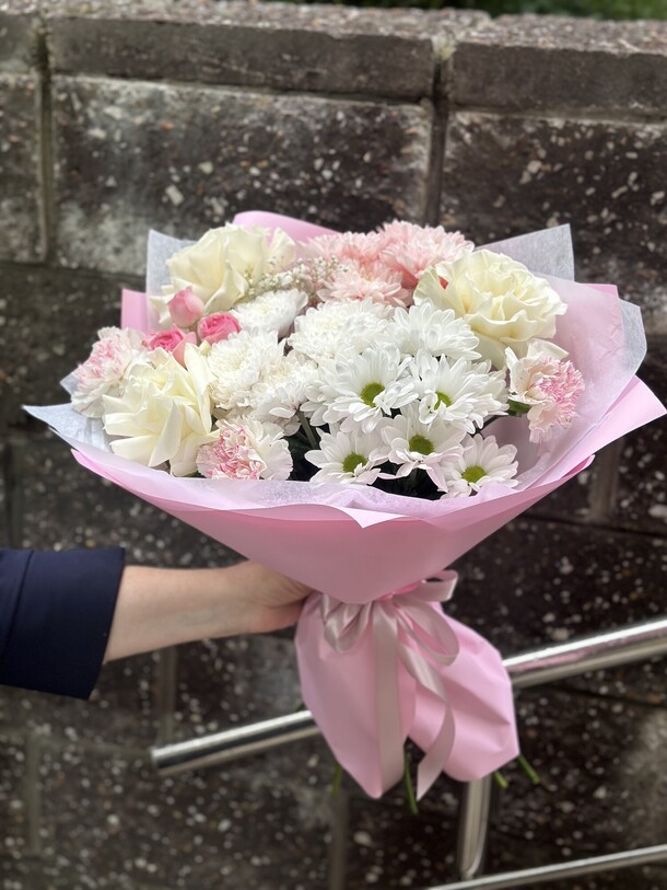 Цветущая милость, артикул F1296100 - 4150 рублей, доставка по городу. Flawery - доставка цветов