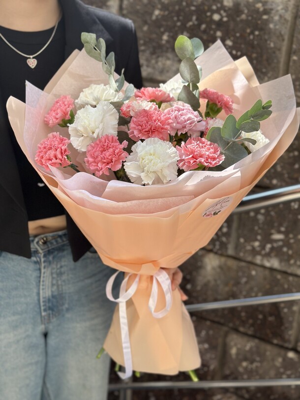 Диантусы «нежность», артикул F1340715 - 3450 рублей, доставка по городу. Flawery - доставка цветов