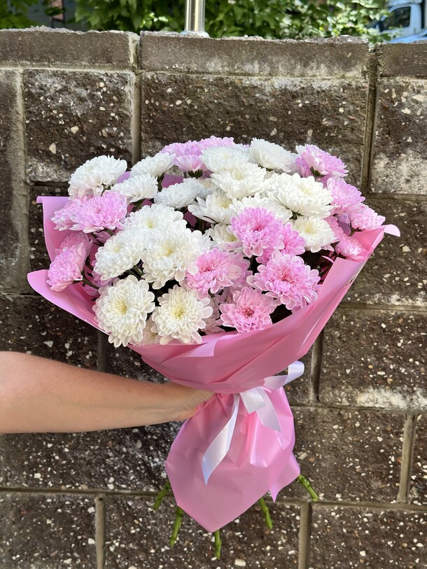 Кустовые хризантемы, артикул F1444422 - 3950 рублей, доставка по городу. Flawery - доставка цветов