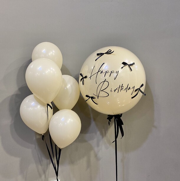 Набор бежевый с бантиками, артикул F1327616 - 4850 рублей, доставка по городу. Flawery - доставка цветов