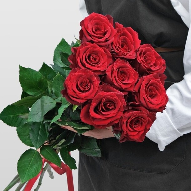Идеальные красные розы, артикул F1306583 - 4389 рублей, доставка по городу. Flawery - доставка цветов
