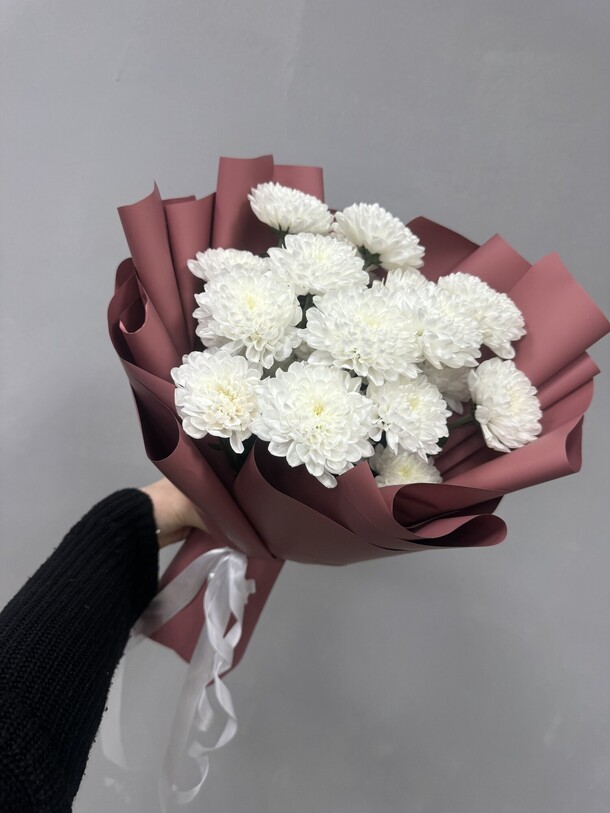 Букет хризантем, артикул F1343055 - 1969 рублей, доставка по городу. Flawery - доставка цветов