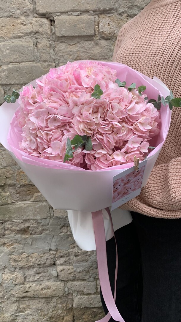 Облако гортензий, артикул F1230299 - 4980 рублей, доставка по городу. Flawery - доставка цветов