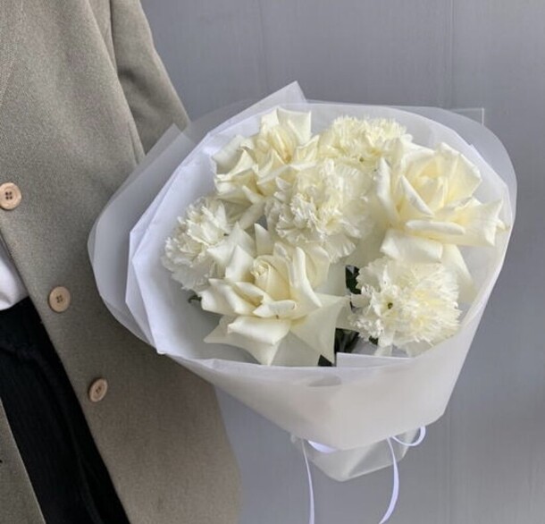 Белоснежный букетов, артикул F1260645 - 3650 рублей, доставка по городу. Flawery - доставка цветов