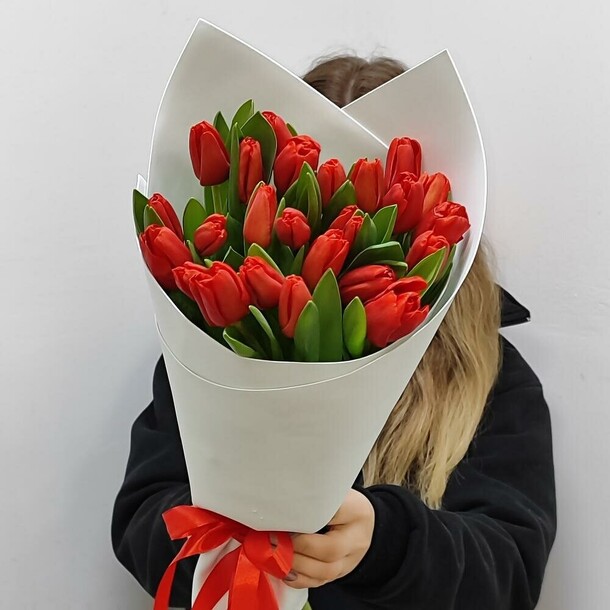 Букет 30, артикул F1366376 - 9504 рублей, доставка по городу. Flawery - доставка цветов