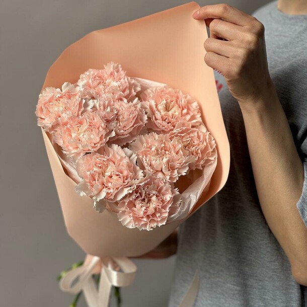 Букетик из диантусов, артикул F1299577 - 2390 рублей, доставка по городу. Flawery - доставка цветов