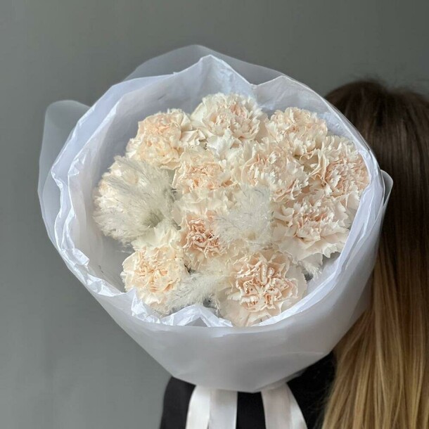 Моно букет с динатусами 11 🤍, артикул F1303561 - 2890 рублей, доставка по городу. Flawery - доставка цветов