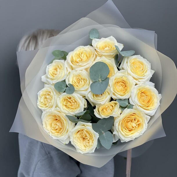 Любовь в охапке розы, артикул F1381261 - 6990 рублей, доставка по городу. Flawery - доставка цветов