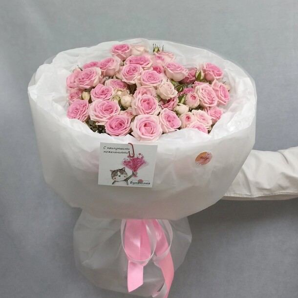 Букет кустовые розы, артикул F1361632 - 3890 рублей, доставка по городу. Flawery - доставка цветов