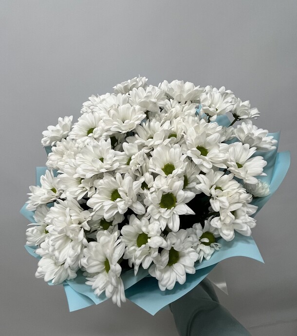 Букет из кустовых хризантем, артикул F1399062 - 6900 рублей, доставка по городу. Flawery - доставка цветов