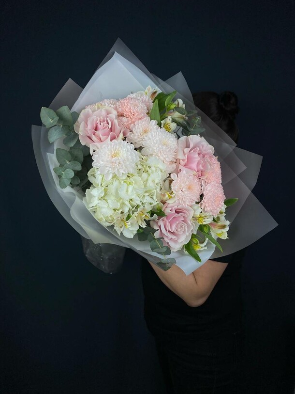 Букет люси, артикул F1403115 - 6984 рублей, доставка по городу. Flawery - доставка цветов