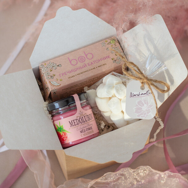 Подарочный набор «к чаю», артикул F1303962 - 1150 рублей, доставка по городу. Flawery - доставка цветов