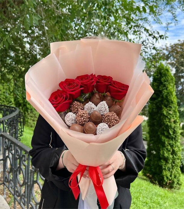 Букет "равенна", артикул F1240739 - 4490 рублей, доставка по городу. Flawery - доставка цветов