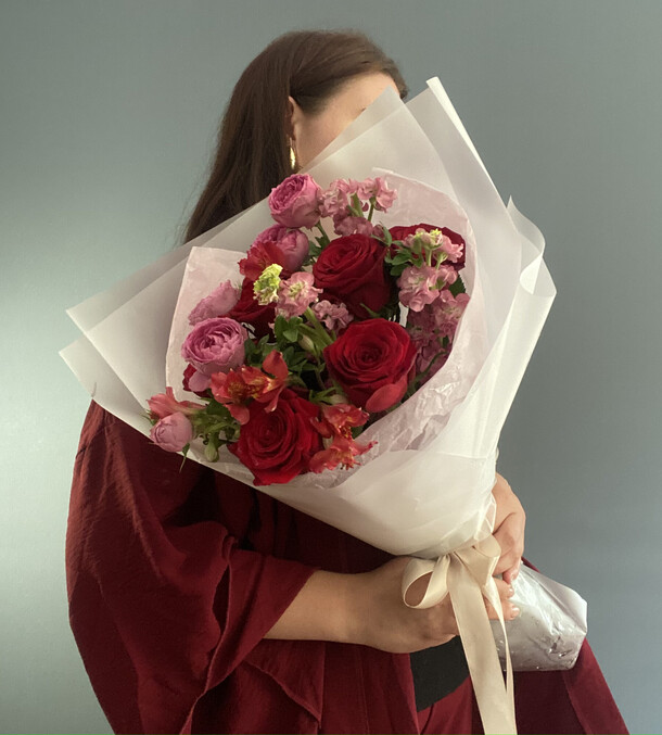 Букет "венский вальс", артикул F1319783 - 4990 рублей, доставка по городу. Flawery - доставка цветов