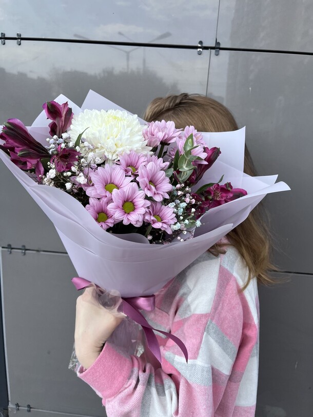 Хризантемы, артикул F1317159 - 3050 рублей, доставка по городу. Flawery - доставка цветов