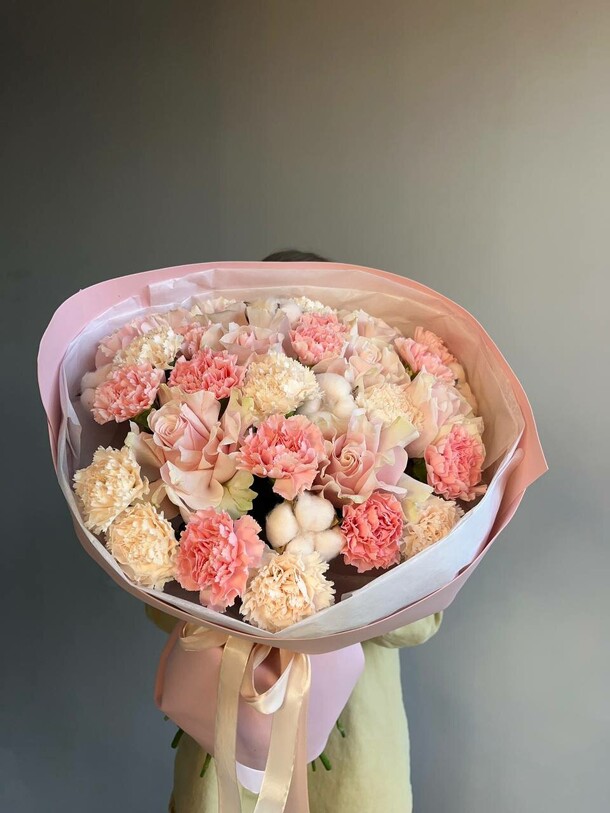 Букет французские розы, артикул F1360162 - 7445 рублей, доставка по городу. Flawery - доставка цветов