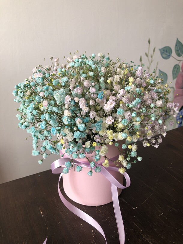 Композиция с гипсофилой, артикул F1320488 - 2390 рублей, доставка по городу. Flawery - доставка цветов