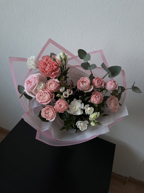 Букет с пионовидными розами, артикул F1373711 - 5990 рублей, доставка по городу. Flawery - доставка цветов