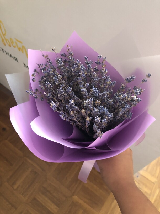 Букет с лавандой, артикул F1416815 - 1290 рублей, доставка по городу. Flawery - доставка цветов